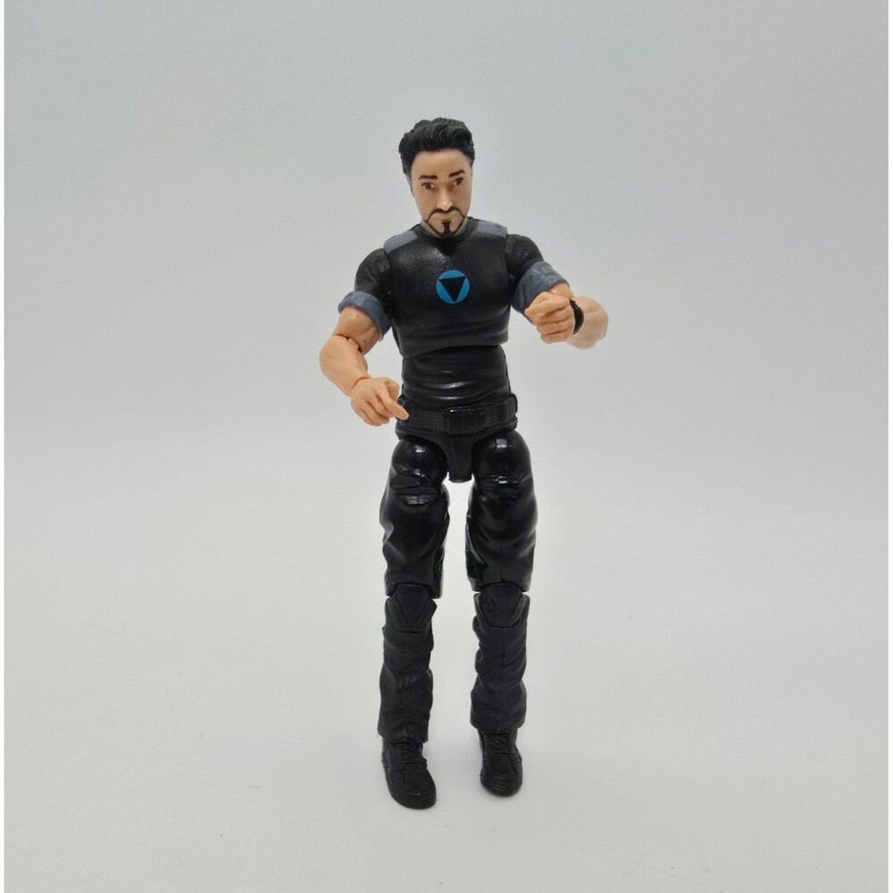 Hasbro Iron Man 3 Hall of Armor Tony Stark